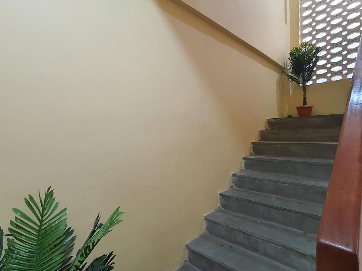 Osi Apartments Khar West Bombay Eksteriør billede